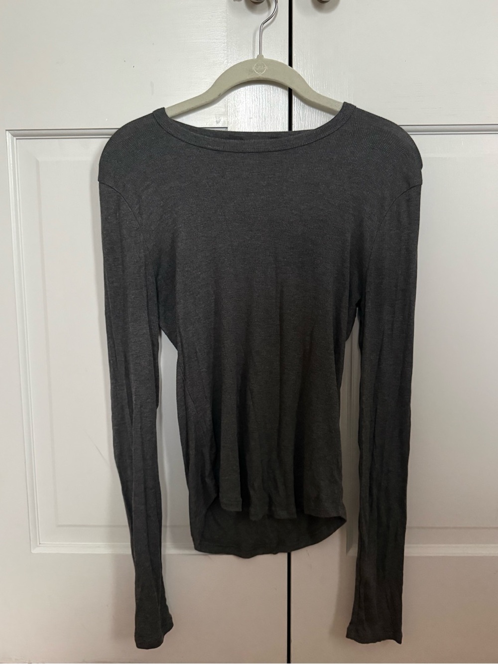 NWOT Aritzia Ultra Soft Stretch Cotton Long-Sleeve Top